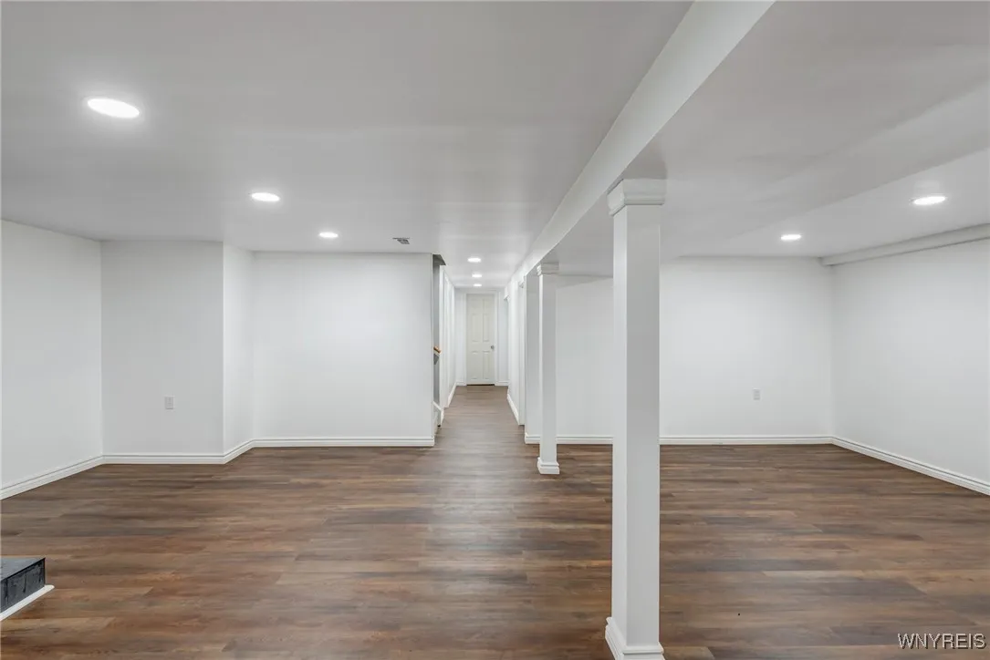 207 Enez Drive, Cheektowaga, New York 14043, Cheektowaga, New York 14043, 3 Bedrooms Bedrooms, 5 Rooms Rooms,2 BathroomsBathrooms,Residential,For Sale,207 Enez Drive, Cheektowaga, New York 14043,B1620990