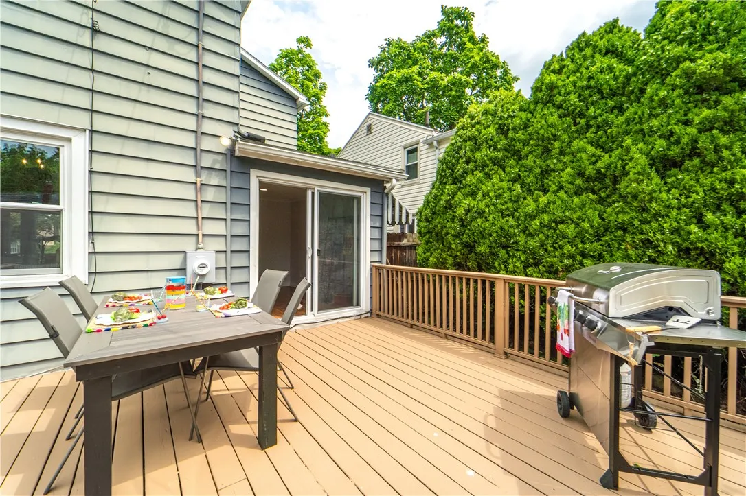143 Elm Drive Drive, Rochester, New York 14609, Rochester, New York 14609, 3 Bedrooms Bedrooms, 7 Rooms Rooms,1 BathroomBathrooms,Residential,Closed,143 Elm Drive Drive, Rochester, New York 14609,0,R1619529