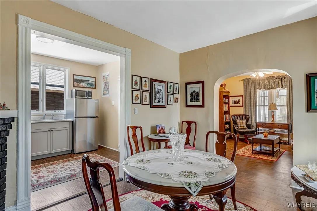 288 14th Street, Buffalo, New York 14213, Buffalo, New York 14213, 5 Bedrooms Bedrooms, ,2 BathroomsBathrooms,Residential,Closed,288 14th Street, Buffalo, New York 14213,0,B1620908