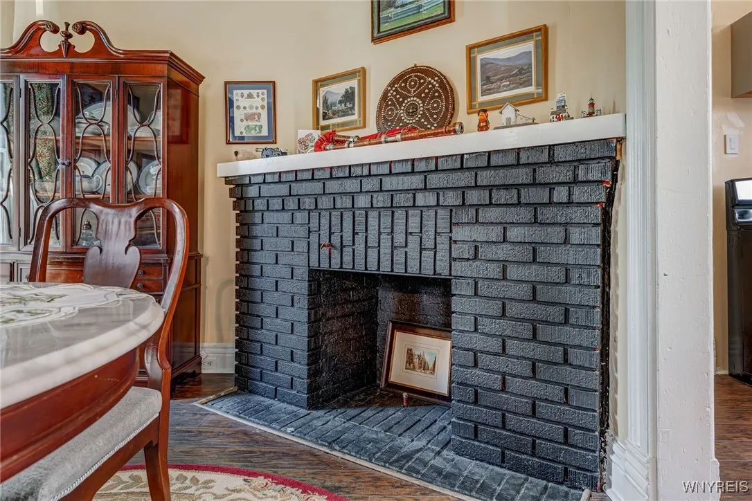 288 14th Street, Buffalo, New York 14213, Buffalo, New York 14213, 5 Bedrooms Bedrooms, ,2 BathroomsBathrooms,Residential,Closed,288 14th Street, Buffalo, New York 14213,0,B1620908