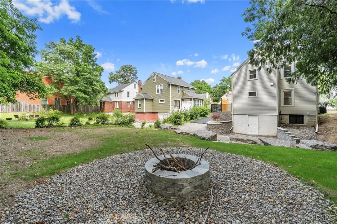 106 Wellington Road, Dewitt, New York 13214, De Witt, New York 13214, 3 Bedrooms Bedrooms, 5 Rooms Rooms,2 BathroomsBathrooms,Residential,For Sale,106 Wellington Road, Dewitt, New York 13214,S1619234