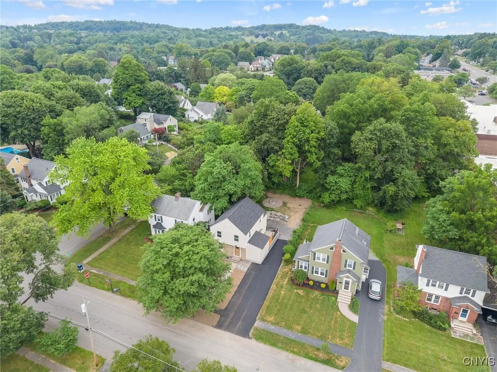 106 Wellington Road, Dewitt, New York 13214, De Witt, New York 13214, 3 Bedrooms Bedrooms, 5 Rooms Rooms,2 BathroomsBathrooms,Residential,For Sale,106 Wellington Road, Dewitt, New York 13214,S1619234