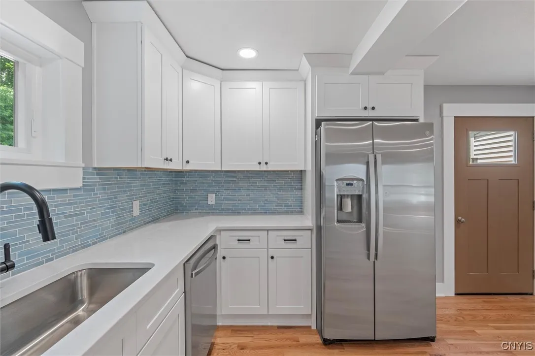 106 Wellington Road, Dewitt, New York 13214, De Witt, New York 13214, 3 Bedrooms Bedrooms, 5 Rooms Rooms,2 BathroomsBathrooms,Residential,For Sale,106 Wellington Road, Dewitt, New York 13214,S1619234