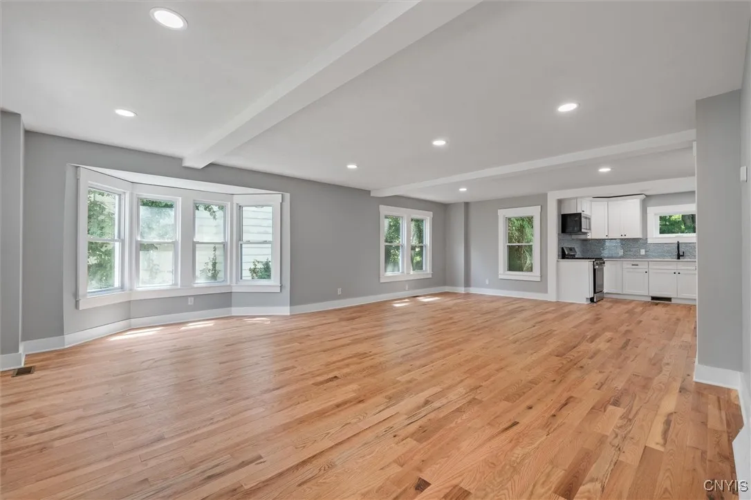 106 Wellington Road, Dewitt, New York 13214, De Witt, New York 13214, 3 Bedrooms Bedrooms, 5 Rooms Rooms,2 BathroomsBathrooms,Residential,For Sale,106 Wellington Road, Dewitt, New York 13214,S1619234