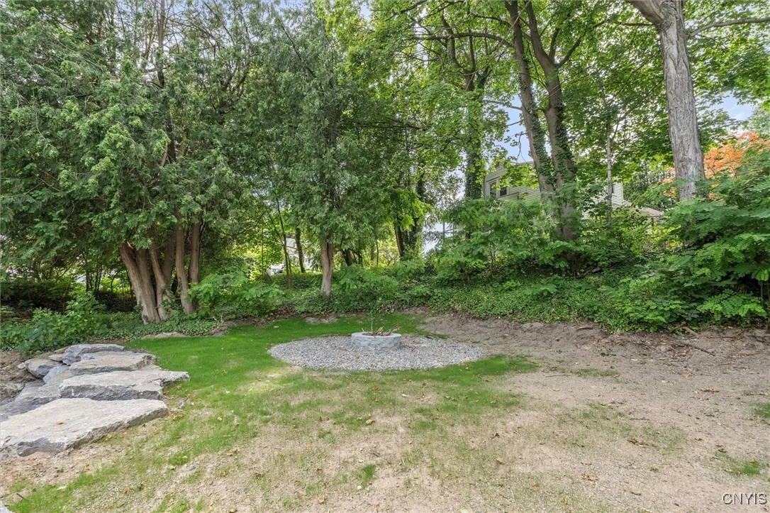 106 Wellington Road, Dewitt, New York 13214, De Witt, New York 13214, 3 Bedrooms Bedrooms, 5 Rooms Rooms,2 BathroomsBathrooms,Residential,For Sale,106 Wellington Road, Dewitt, New York 13214,S1619234