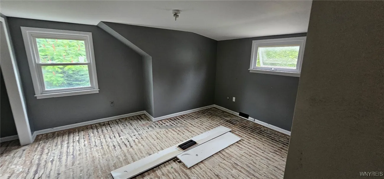 76 Deacon Road, Orchard Park, New York 14127, Orchard Park, New York 14127, 3 Bedrooms Bedrooms, 6 Rooms Rooms,2 BathroomsBathrooms,Residential,For Sale,76 Deacon Road, Orchard Park, New York 14127,B1620018