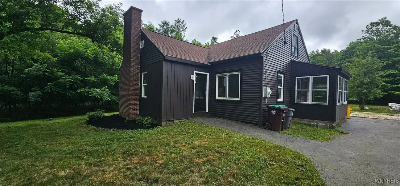 76 Deacon Road, Orchard Park, New York 14127, Orchard Park, New York 14127, 3 Bedrooms Bedrooms, 6 Rooms Rooms,2 BathroomsBathrooms,Residential,For Sale,76 Deacon Road, Orchard Park, New York 14127,B1620018