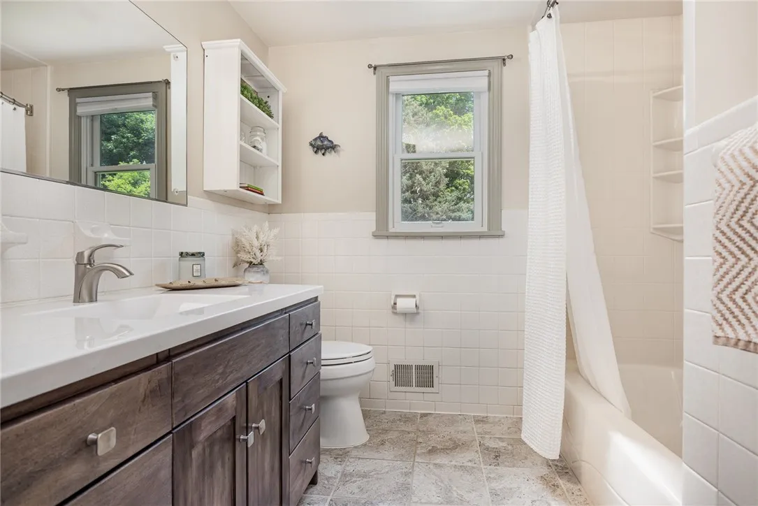 500 Watson Road, Perinton, New York 14450, Perinton, New York 14450, 4 Bedrooms Bedrooms, 8 Rooms Rooms,2 BathroomsBathrooms,Residential,Closed,500 Watson Road, Perinton, New York 14450,0,R1619833