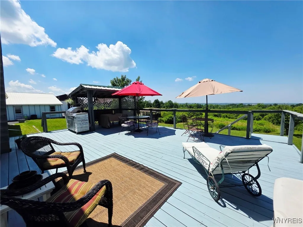 8242 Cole Road, Boston, New York 14033, Boston, New York 14033, 3 Bedrooms Bedrooms, 9 Rooms Rooms,1 BathroomBathrooms,Residential,For Sale,8242 Cole Road, Boston, New York 14033,B1619864