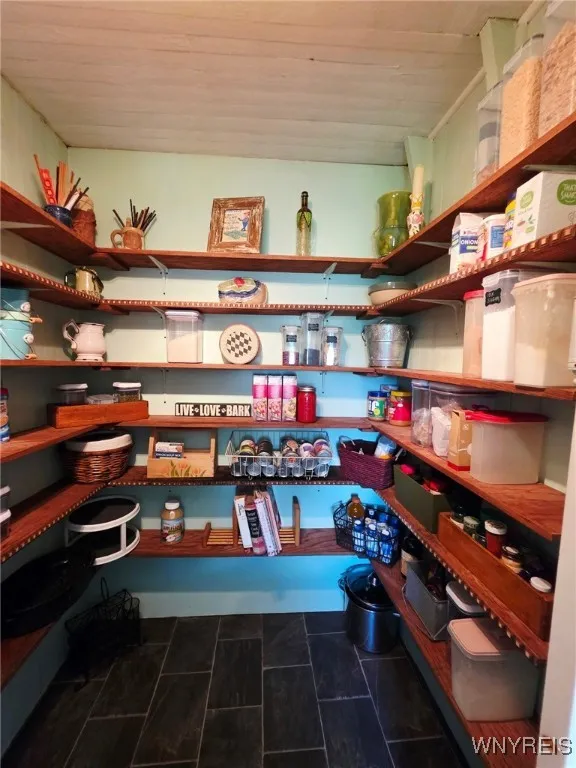 8242 Cole Road, Boston, New York 14033, Boston, New York 14033, 3 Bedrooms Bedrooms, 9 Rooms Rooms,1 BathroomBathrooms,Residential,For Sale,8242 Cole Road, Boston, New York 14033,B1619864