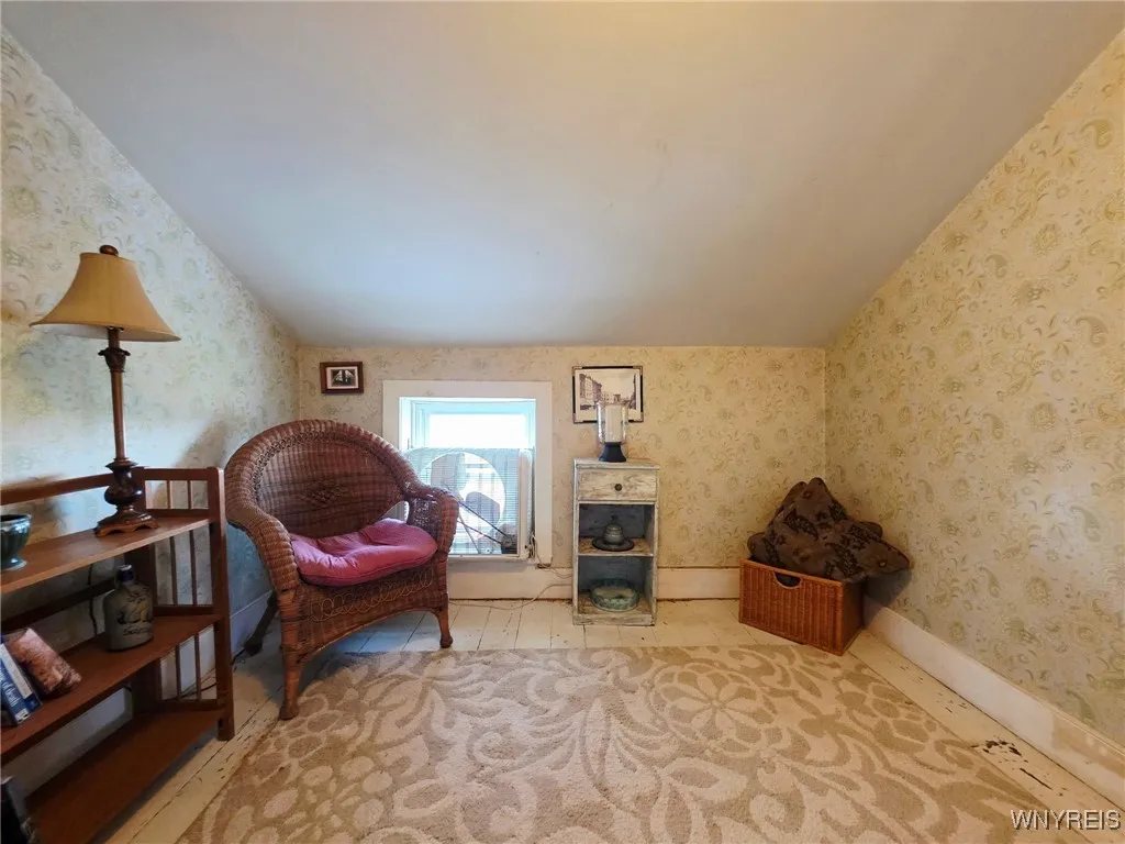 8242 Cole Road, Boston, New York 14033, Boston, New York 14033, 3 Bedrooms Bedrooms, 9 Rooms Rooms,1 BathroomBathrooms,Residential,For Sale,8242 Cole Road, Boston, New York 14033,B1619864