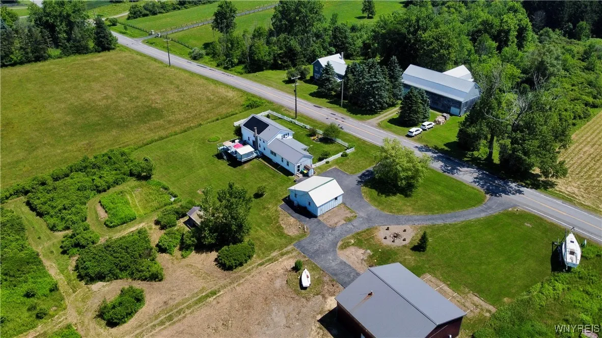 8242 Cole Road, Boston, New York 14033, Boston, New York 14033, 3 Bedrooms Bedrooms, 9 Rooms Rooms,1 BathroomBathrooms,Residential,For Sale,8242 Cole Road, Boston, New York 14033,B1619864