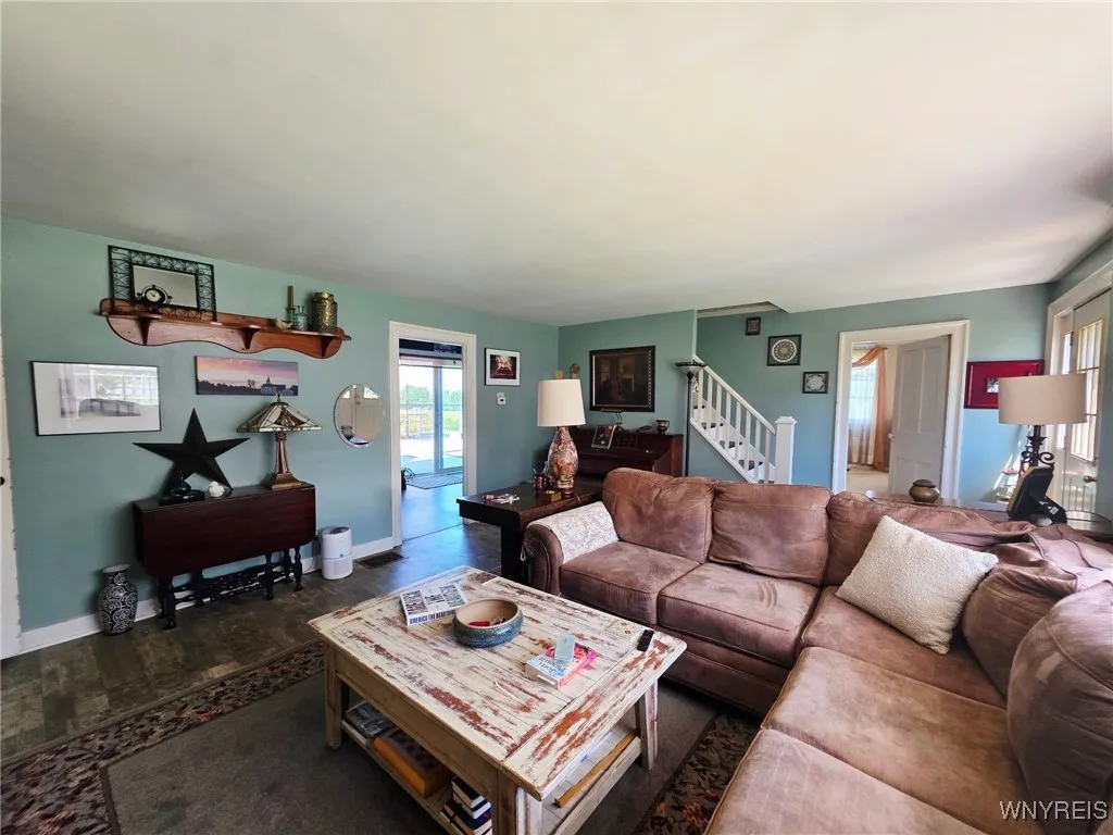 8242 Cole Road, Boston, New York 14033, Boston, New York 14033, 3 Bedrooms Bedrooms, 9 Rooms Rooms,1 BathroomBathrooms,Residential,For Sale,8242 Cole Road, Boston, New York 14033,B1619864