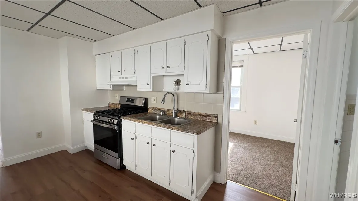 114 Kirby Avenue, Lackawanna, New York 14218, Lackawanna, New York 14218, 2 Bedrooms Bedrooms, 5 Rooms Rooms,1 BathroomBathrooms,Residential Lease,Closed,114 Kirby Avenue, Lackawanna, New York 14218,B1621061
