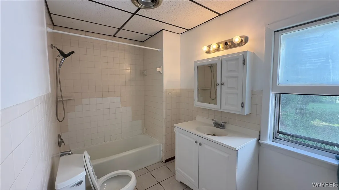114 Kirby Avenue, Lackawanna, New York 14218, Lackawanna, New York 14218, 2 Bedrooms Bedrooms, 5 Rooms Rooms,1 BathroomBathrooms,Residential Lease,Closed,114 Kirby Avenue, Lackawanna, New York 14218,B1621061
