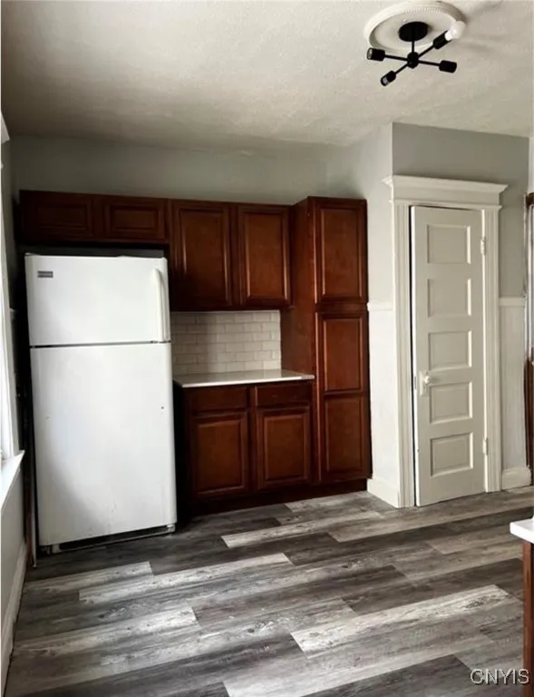 113 East Brighton Avenue 115, Syracuse, New York 1, Syracuse, New York 13205, 2 Bedrooms Bedrooms, 6 Rooms Rooms,1 BathroomBathrooms,Residential Lease,For Rent,113 East Brighton Avenue 115, Syracuse, New York 1,S1621069