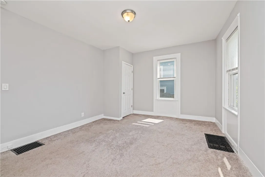 1084 Plymouth Avenue South, Rochester, New York 14, Rochester, New York 14608, 4 Bedrooms Bedrooms, ,2 BathroomsBathrooms,Residential,For Sale,1084 Plymouth Avenue South, Rochester, New York 14,R1612712