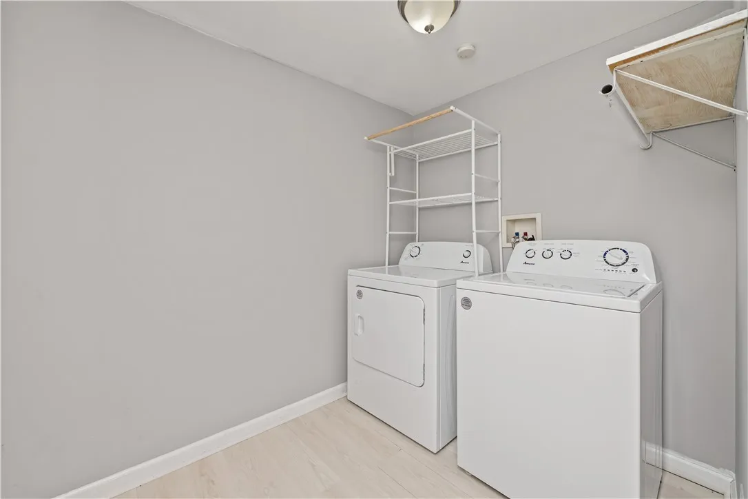 1084 Plymouth Avenue South, Rochester, New York 14, Rochester, New York 14608, 4 Bedrooms Bedrooms, ,2 BathroomsBathrooms,Residential,For Sale,1084 Plymouth Avenue South, Rochester, New York 14,R1612712
