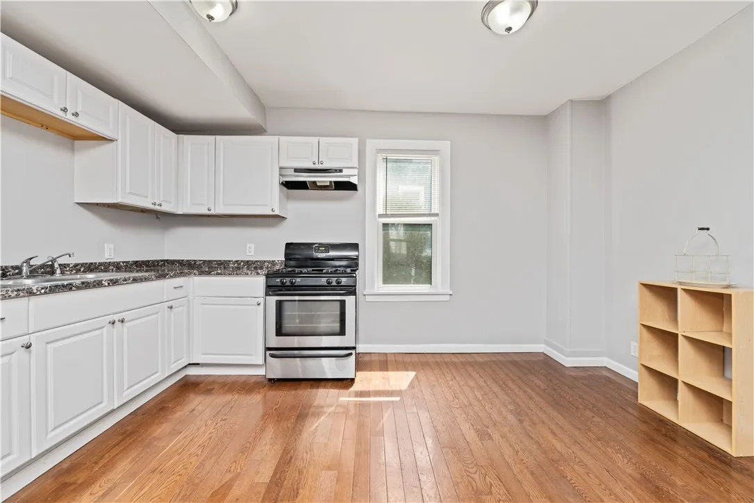 1084 Plymouth Avenue South, Rochester, New York 14, Rochester, New York 14608, 4 Bedrooms Bedrooms, ,2 BathroomsBathrooms,Residential,For Sale,1084 Plymouth Avenue South, Rochester, New York 14,R1612712