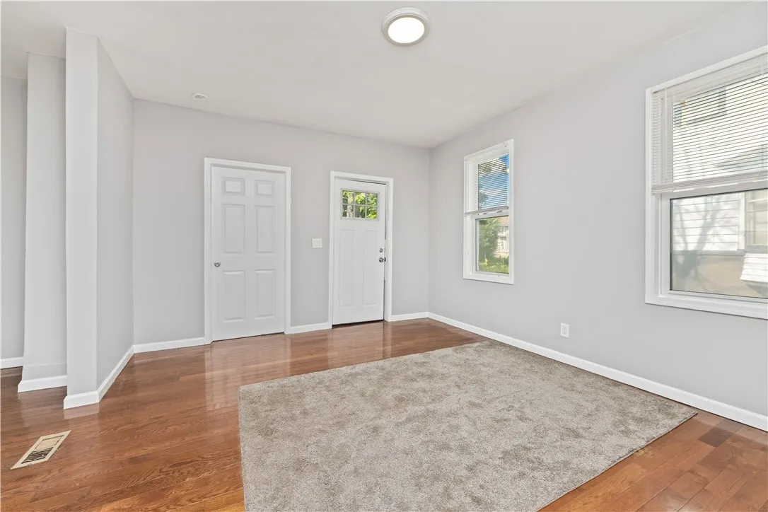 1084 Plymouth Avenue South, Rochester, New York 14, Rochester, New York 14608, 4 Bedrooms Bedrooms, ,2 BathroomsBathrooms,Residential,For Sale,1084 Plymouth Avenue South, Rochester, New York 14,R1612712