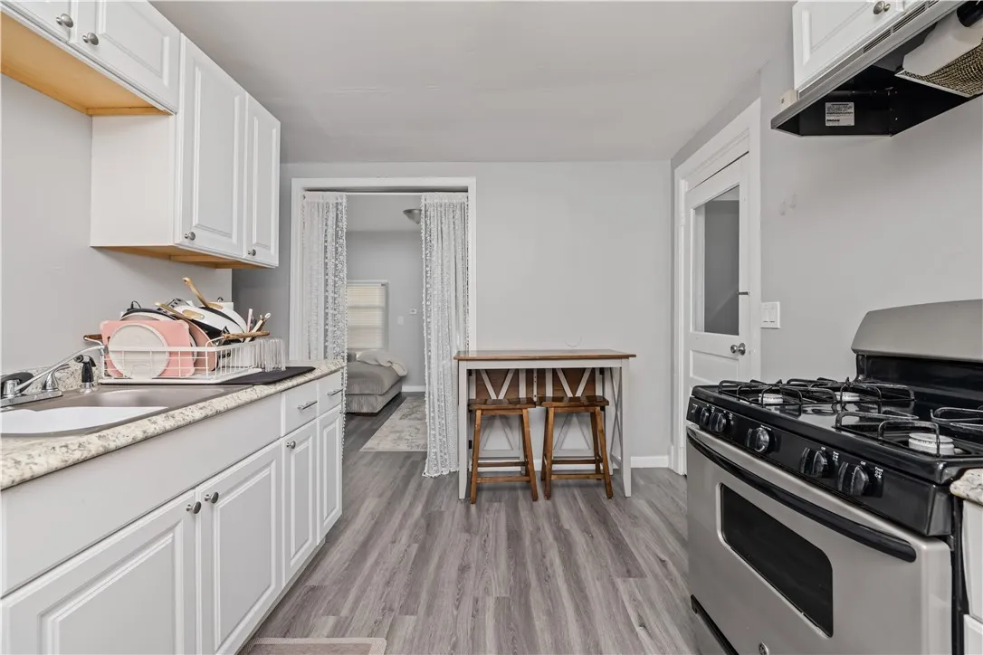1084 Plymouth Avenue South, Rochester, New York 14, Rochester, New York 14608, 4 Bedrooms Bedrooms, ,2 BathroomsBathrooms,Residential,For Sale,1084 Plymouth Avenue South, Rochester, New York 14,R1612712