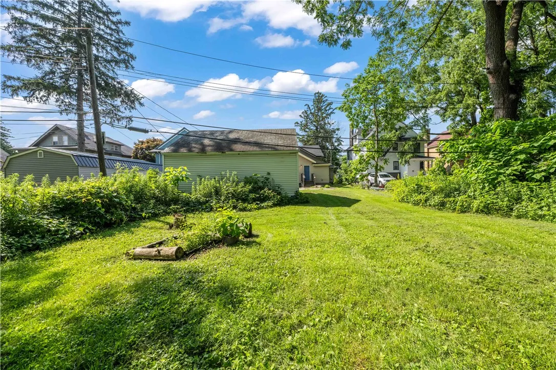 1084 Plymouth Avenue South, Rochester, New York 14, Rochester, New York 14608, 4 Bedrooms Bedrooms, ,2 BathroomsBathrooms,Residential,For Sale,1084 Plymouth Avenue South, Rochester, New York 14,R1612712