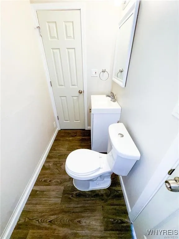 89 Jones Street, Buffalo, New York 14206, Buffalo, New York 14206, 5 Bedrooms Bedrooms, 7 Rooms Rooms,2 BathroomsBathrooms,Residential,For Sale,89 Jones Street, Buffalo, New York 14206,B1620683