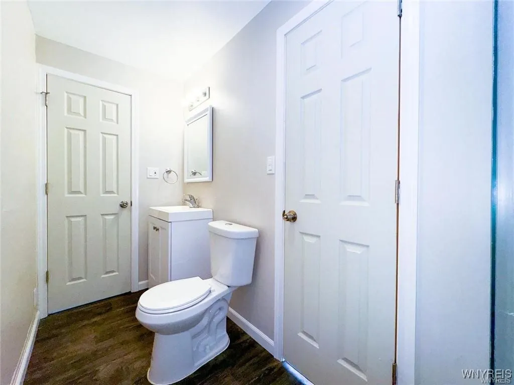 89 Jones Street, Buffalo, New York 14206, Buffalo, New York 14206, 5 Bedrooms Bedrooms, 7 Rooms Rooms,2 BathroomsBathrooms,Residential,For Sale,89 Jones Street, Buffalo, New York 14206,B1620683