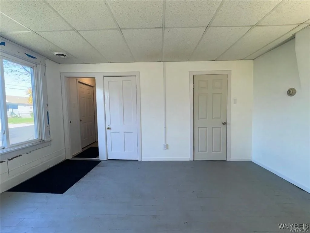 89 Jones Street, Buffalo, New York 14206, Buffalo, New York 14206, 5 Bedrooms Bedrooms, 7 Rooms Rooms,2 BathroomsBathrooms,Residential,For Sale,89 Jones Street, Buffalo, New York 14206,B1620683