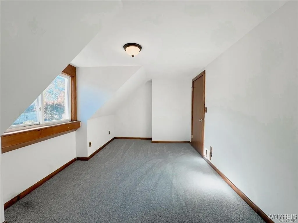 89 Jones Street, Buffalo, New York 14206, Buffalo, New York 14206, 5 Bedrooms Bedrooms, 7 Rooms Rooms,2 BathroomsBathrooms,Residential,For Sale,89 Jones Street, Buffalo, New York 14206,B1620683