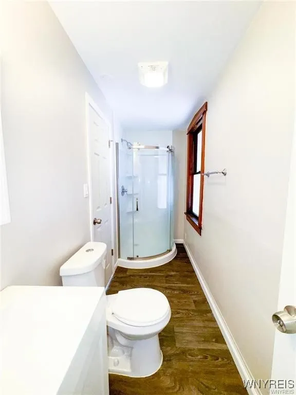 89 Jones Street, Buffalo, New York 14206, Buffalo, New York 14206, 5 Bedrooms Bedrooms, 7 Rooms Rooms,2 BathroomsBathrooms,Residential,For Sale,89 Jones Street, Buffalo, New York 14206,B1620683