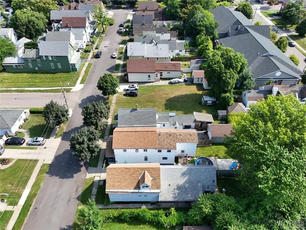 89 Jones Street, Buffalo, New York 14206, Buffalo, New York 14206, 5 Bedrooms Bedrooms, 7 Rooms Rooms,2 BathroomsBathrooms,Residential,For Sale,89 Jones Street, Buffalo, New York 14206,B1620683