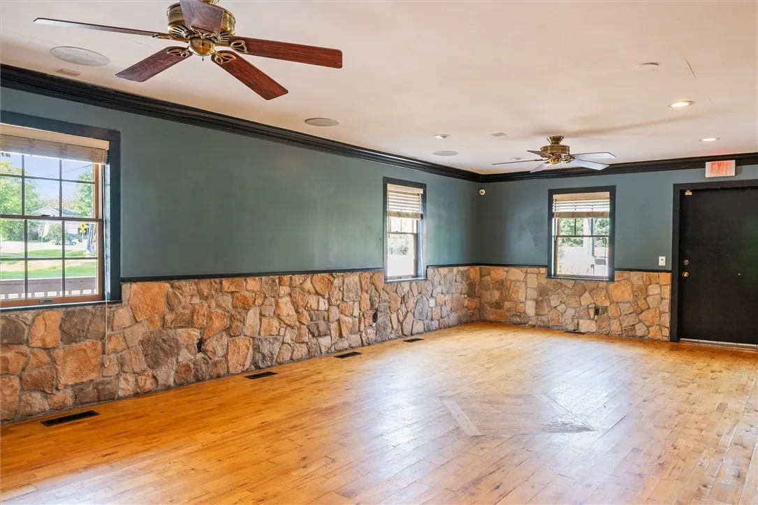 1369 Pittsford Mendon Road, Mendon, New York 14506, Mendon, New York 14506, 2 Bedrooms Bedrooms, 12 Rooms Rooms,4 BathroomsBathrooms,Residential,For Sale,1369 Pittsford Mendon Road, Mendon, New York 14506,R1621071