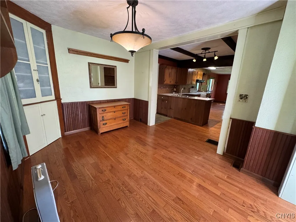 237 East Hamilton Avenue, Sherrill, New York 13461, Sherrill, New York 13461, 4 Bedrooms Bedrooms, 8 Rooms Rooms,2 BathroomsBathrooms,Residential,For Sale,237 East Hamilton Avenue, Sherrill, New York 13461,S1620177