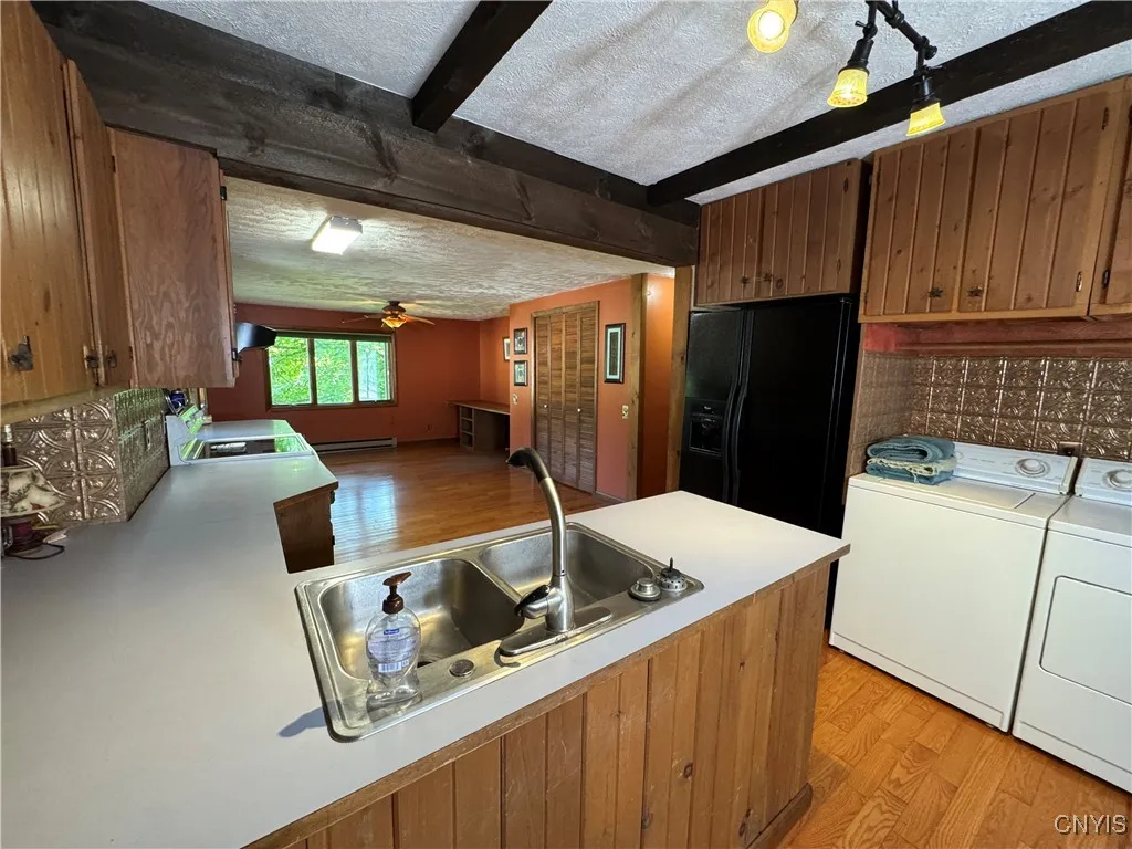237 East Hamilton Avenue, Sherrill, New York 13461, Sherrill, New York 13461, 4 Bedrooms Bedrooms, 8 Rooms Rooms,2 BathroomsBathrooms,Residential,For Sale,237 East Hamilton Avenue, Sherrill, New York 13461,S1620177