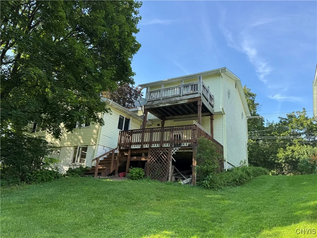 237 East Hamilton Avenue, Sherrill, New York 13461, Sherrill, New York 13461, 4 Bedrooms Bedrooms, 8 Rooms Rooms,2 BathroomsBathrooms,Residential,For Sale,237 East Hamilton Avenue, Sherrill, New York 13461,S1620177