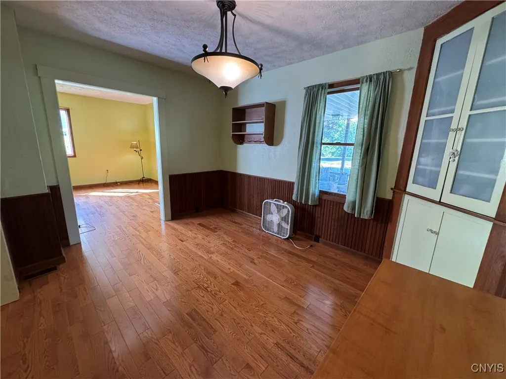 237 East Hamilton Avenue, Sherrill, New York 13461, Sherrill, New York 13461, 4 Bedrooms Bedrooms, 8 Rooms Rooms,2 BathroomsBathrooms,Residential,For Sale,237 East Hamilton Avenue, Sherrill, New York 13461,S1620177