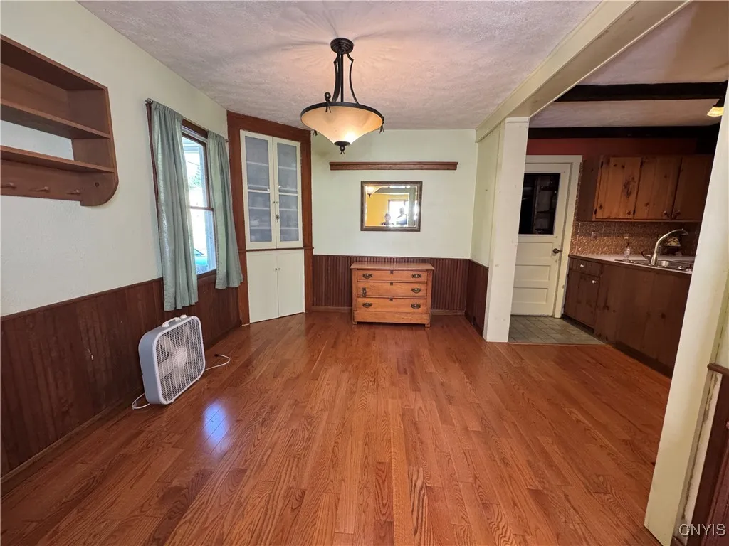 237 East Hamilton Avenue, Sherrill, New York 13461, Sherrill, New York 13461, 4 Bedrooms Bedrooms, 8 Rooms Rooms,2 BathroomsBathrooms,Residential,For Sale,237 East Hamilton Avenue, Sherrill, New York 13461,S1620177