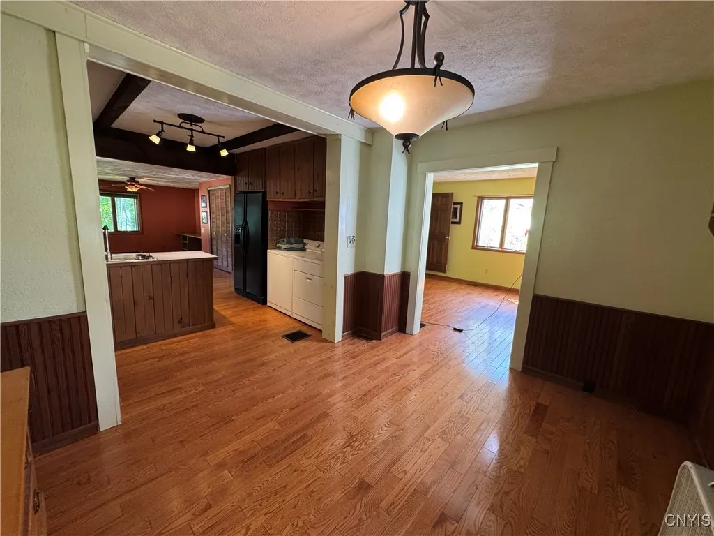 237 East Hamilton Avenue, Sherrill, New York 13461, Sherrill, New York 13461, 4 Bedrooms Bedrooms, 8 Rooms Rooms,2 BathroomsBathrooms,Residential,For Sale,237 East Hamilton Avenue, Sherrill, New York 13461,S1620177