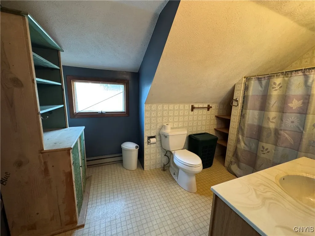 237 East Hamilton Avenue, Sherrill, New York 13461, Sherrill, New York 13461, 4 Bedrooms Bedrooms, 8 Rooms Rooms,2 BathroomsBathrooms,Residential,For Sale,237 East Hamilton Avenue, Sherrill, New York 13461,S1620177