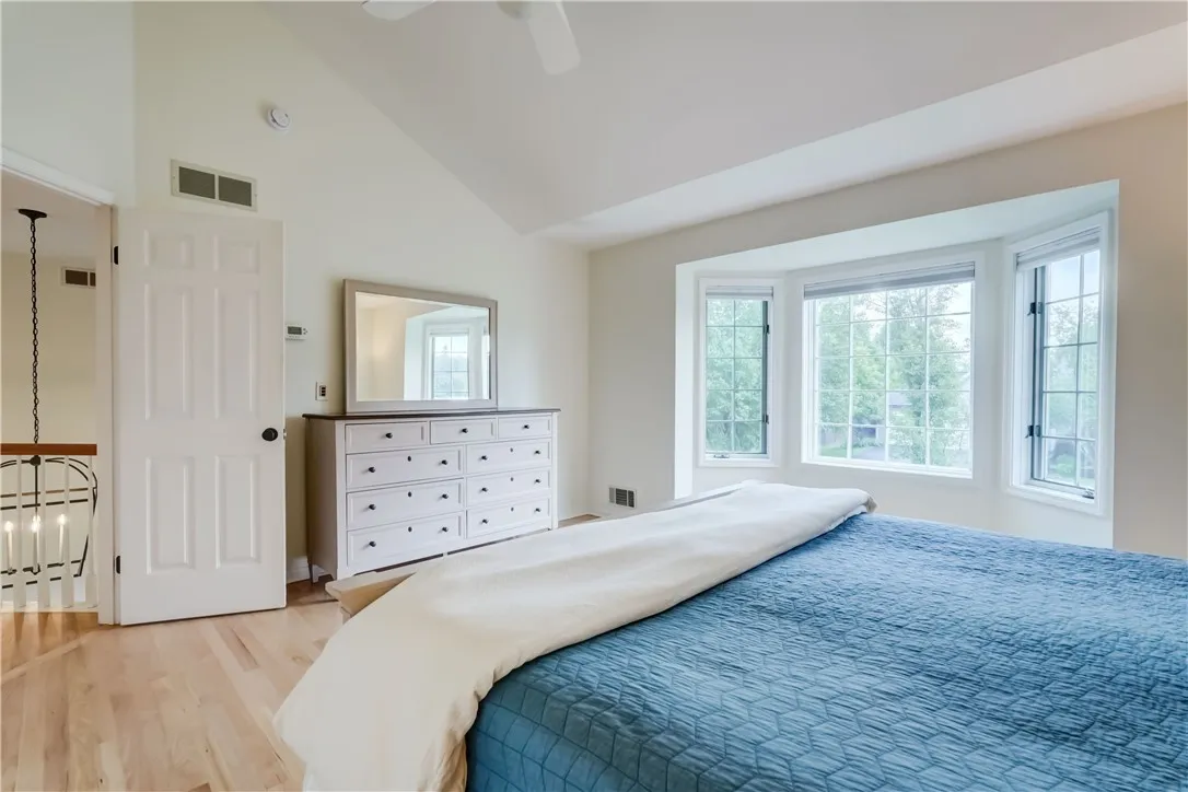 10 Muirfield Court, Pittsford, New York 14534, Pittsford, New York 14534, 4 Bedrooms Bedrooms, 9 Rooms Rooms,3 BathroomsBathrooms,Residential,For Sale,10 Muirfield Court, Pittsford, New York 14534,R1619102