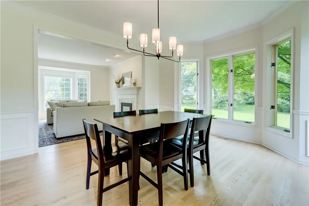 10 Muirfield Court, Pittsford, New York 14534, Pittsford, New York 14534, 4 Bedrooms Bedrooms, 9 Rooms Rooms,3 BathroomsBathrooms,Residential,For Sale,10 Muirfield Court, Pittsford, New York 14534,R1619102