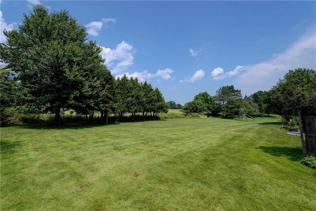 10 Muirfield Court, Pittsford, New York 14534, Pittsford, New York 14534, 4 Bedrooms Bedrooms, 9 Rooms Rooms,3 BathroomsBathrooms,Residential,For Sale,10 Muirfield Court, Pittsford, New York 14534,R1619102
