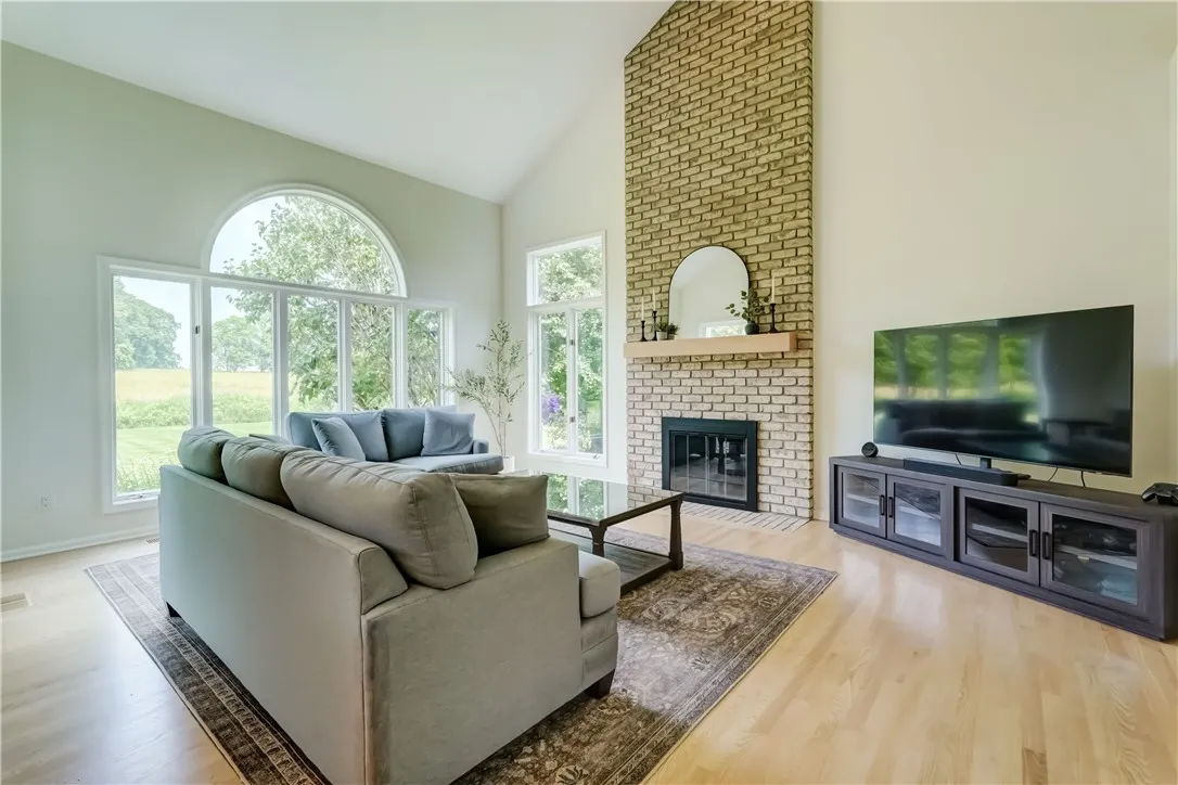 10 Muirfield Court, Pittsford, New York 14534, Pittsford, New York 14534, 4 Bedrooms Bedrooms, 9 Rooms Rooms,3 BathroomsBathrooms,Residential,For Sale,10 Muirfield Court, Pittsford, New York 14534,R1619102