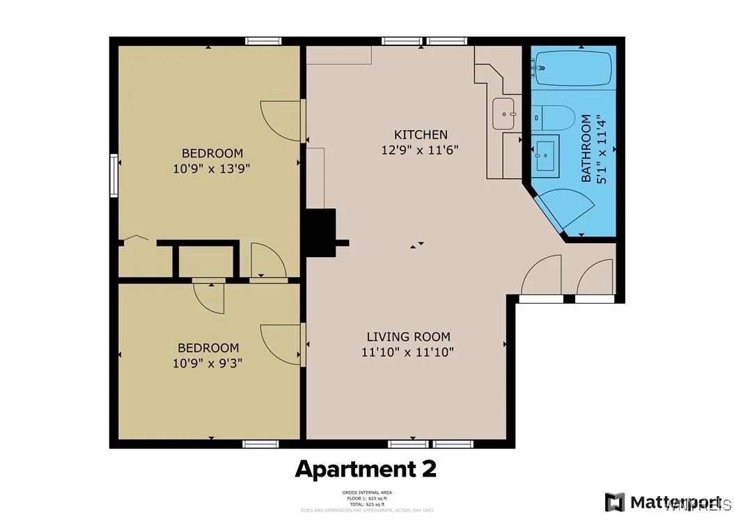 UPPER REAR APARTMENT
