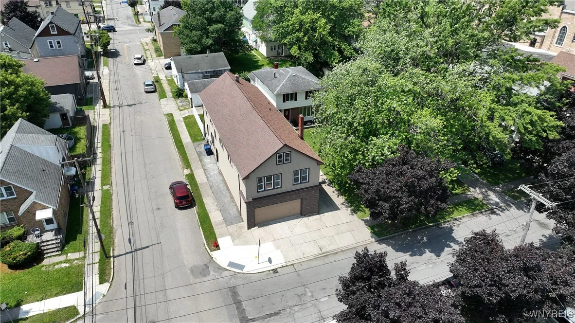 88 Schiller Street, Buffalo, New York 14206, Buffalo, New York 14206, 7 Bedrooms Bedrooms, ,3 BathroomsBathrooms,Residential,For Sale,88 Schiller Street, Buffalo, New York 14206,B1620647