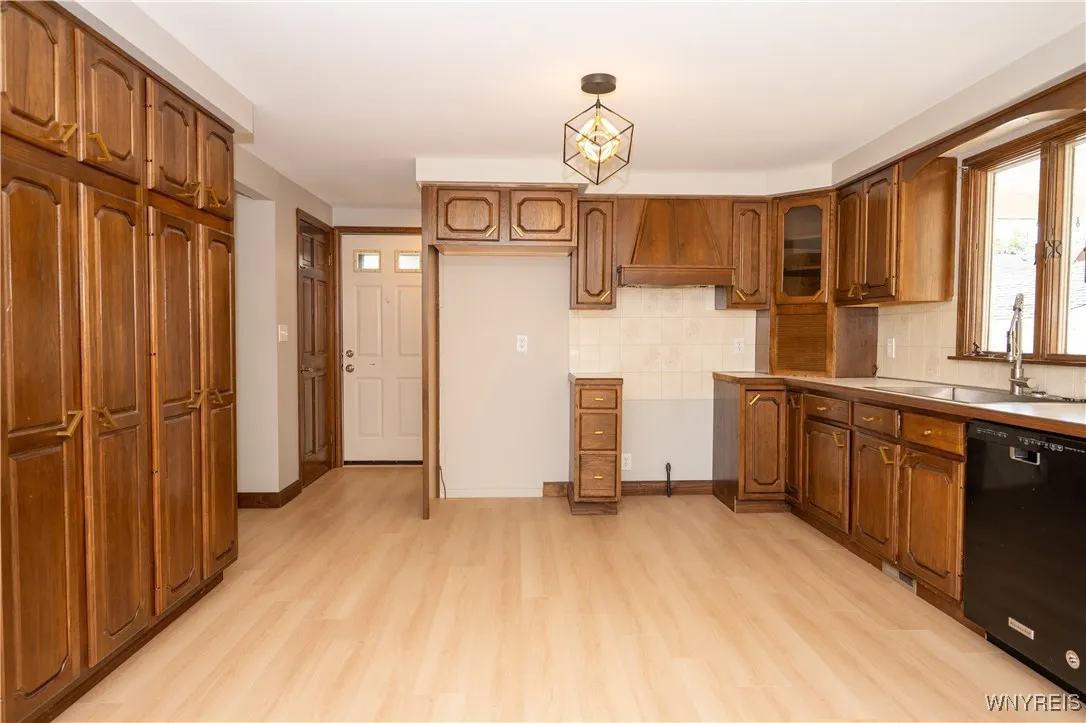 UPDATED KITCHEN