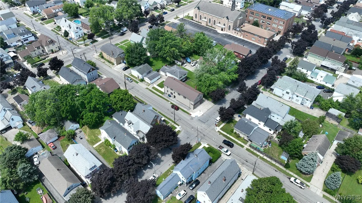 92 Schiller Street, Buffalo, New York 14206, Buffalo, New York 14206, 3 Bedrooms Bedrooms, 9 Rooms Rooms,1 BathroomBathrooms,Residential,For Sale,92 Schiller Street, Buffalo, New York 14206,B1620651