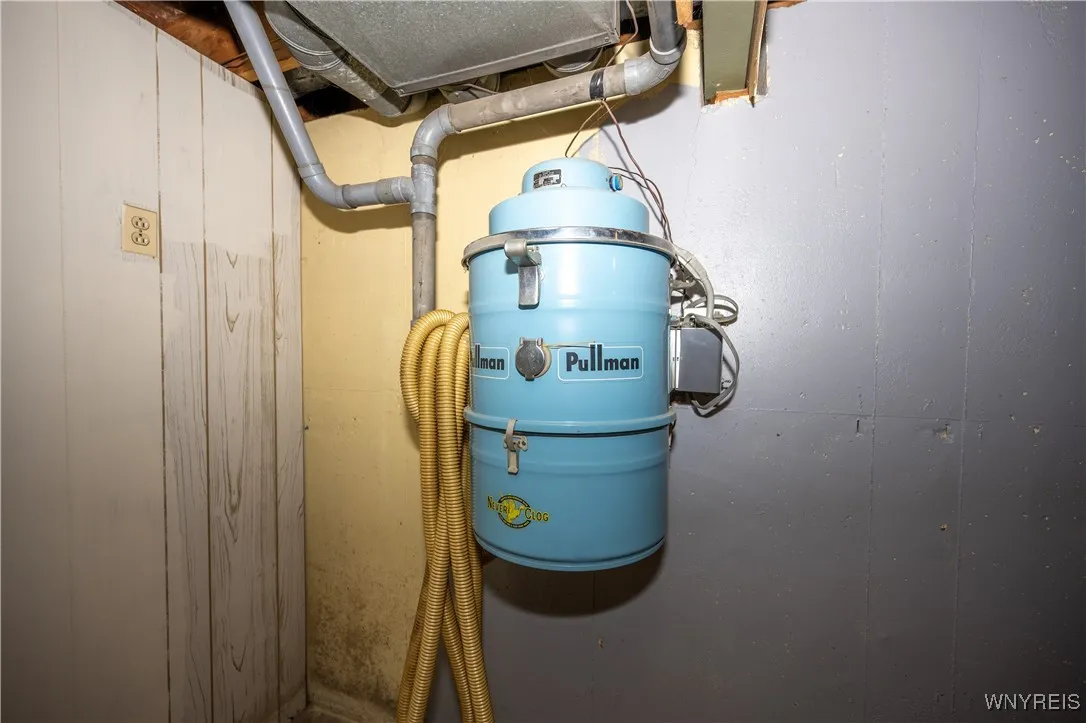 CENTRAL VACUUM SYSTEM
