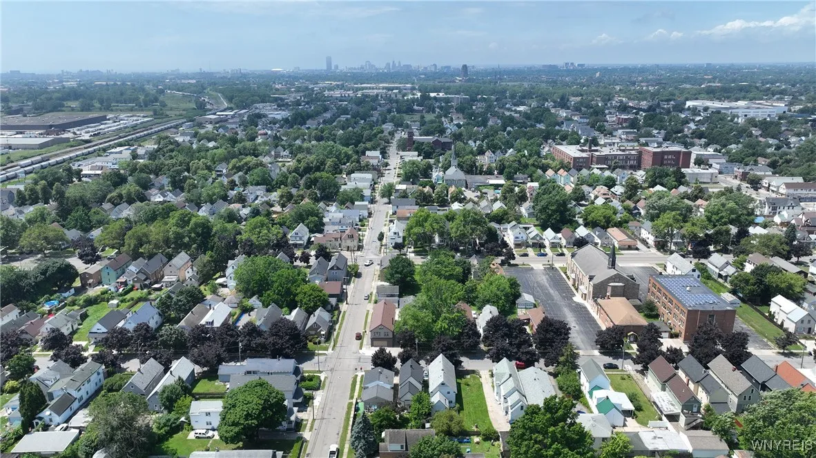 92 Schiller Street, Buffalo, New York 14206, Buffalo, New York 14206, 3 Bedrooms Bedrooms, 9 Rooms Rooms,1 BathroomBathrooms,Residential,For Sale,92 Schiller Street, Buffalo, New York 14206,B1620651